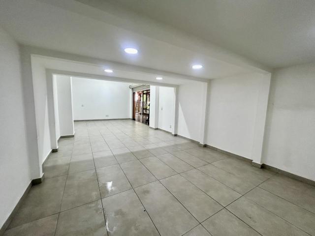 Local en Centro Comercial Patio Pedregal