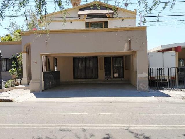 Local en Constitucion