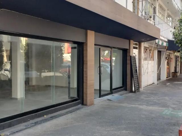 LOCAL EN LA MEJOR ZONA COMERCIAL DE LA PROHOGAR