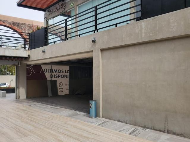 Local en Loma Dorada