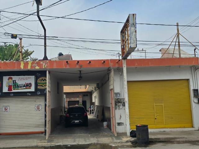 Local en Los Pinos