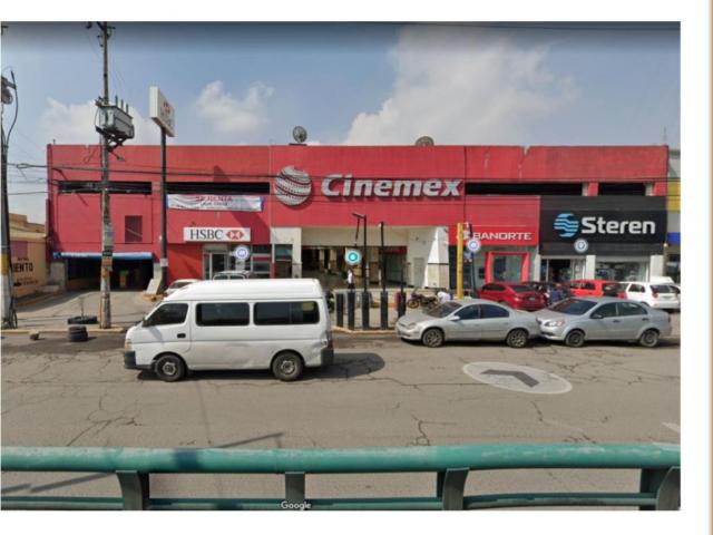 Local en Plaza Cinemex Los Reyes