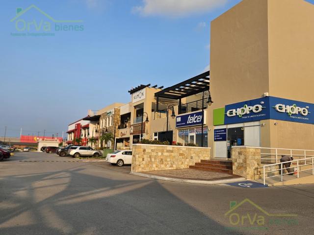 Local en Plaza Comercial
