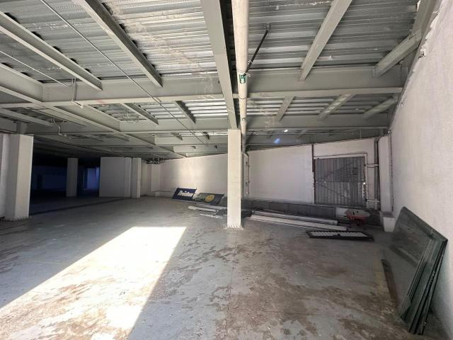 Local en Plaza comercial en los Reyes la Paz