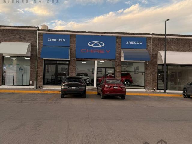 Local en Plaza Cumbres