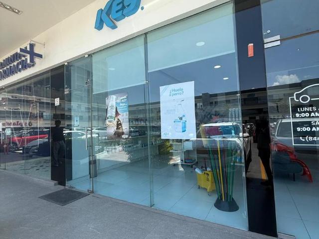 Local en PLANTA BAJA PLAZA SANTA ISABEL