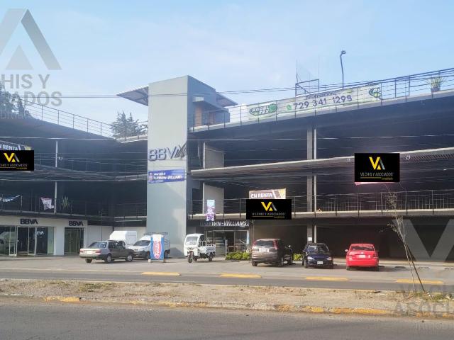 LOCAL EN PLANTA BAJA RENTA EN PLAZA SATEX, LERMA