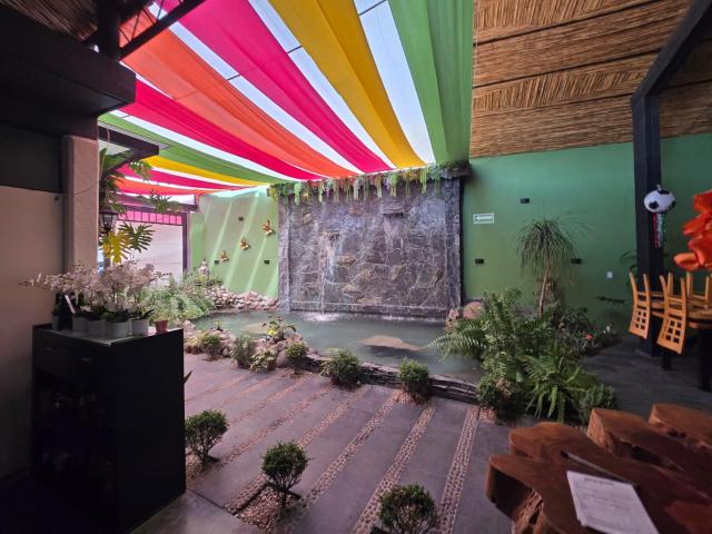 Local en Venta en Pueblo Los Arcos