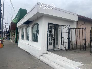 LOCAL EN RENTA