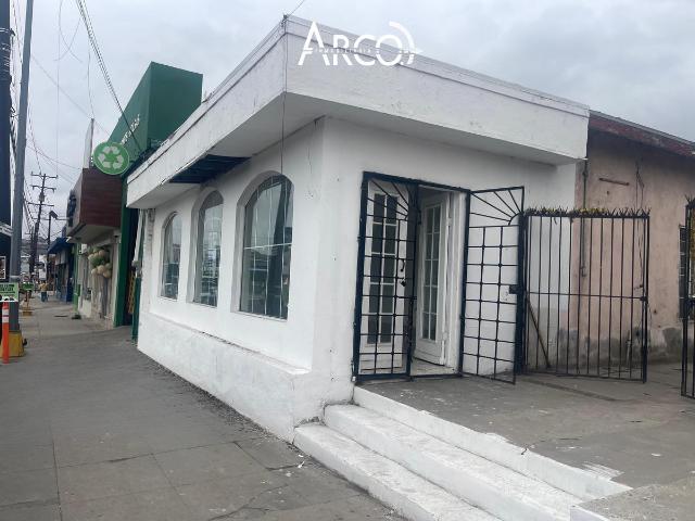 LOCAL EN RENTA