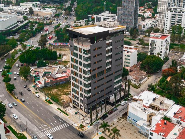 LOCAL EN RENTA TORRE BUCE EN AV. AMERICAS