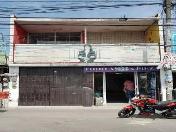 LOCAL EN RENTA AV DE LA LUZ PLANTA ALTA