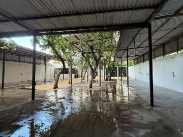 LOCAL EN RENTA CONKAL 300M2 TECHADOS AREA DE OFICINAS, BA?OS, ENTREGA INMEDIATA