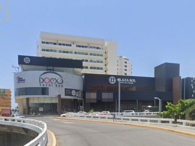 Local en renta en Veracruz, en Nueva Plaza Sol 400 cajones de estacionamiento