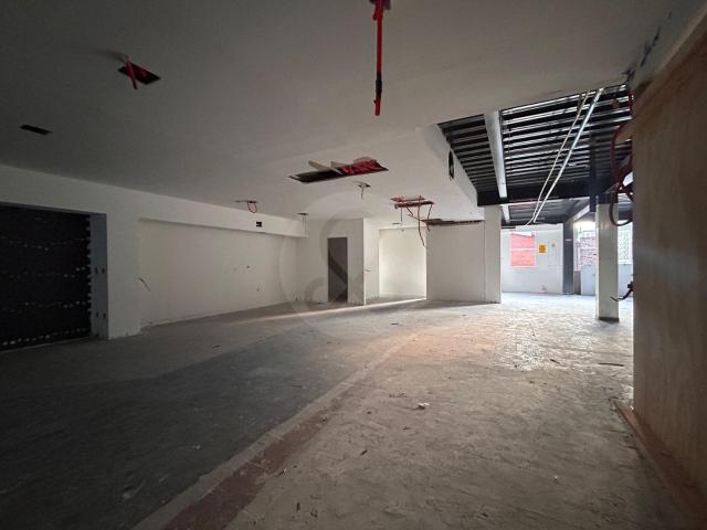 LOCAL EN RENTA EN CALZADA DE LOS JINETES, LAS ARBOLEDAS TLALNEPANTLA