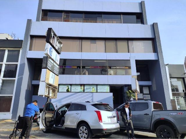 Local en renta en Ciudad Satelite, Naucalpan de Juárez, México