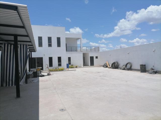 LOCAL EN RENTA EN EJIDO ANA, TORREON