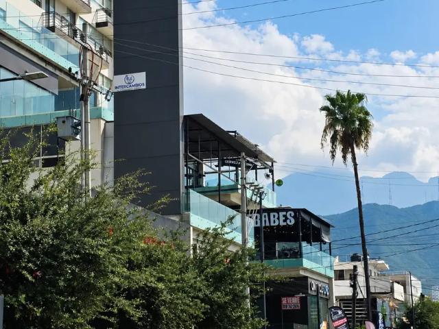 Local en renta en Plaza Tec