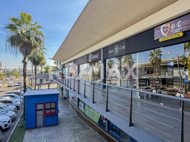 Local en renta en Plaza Andanza