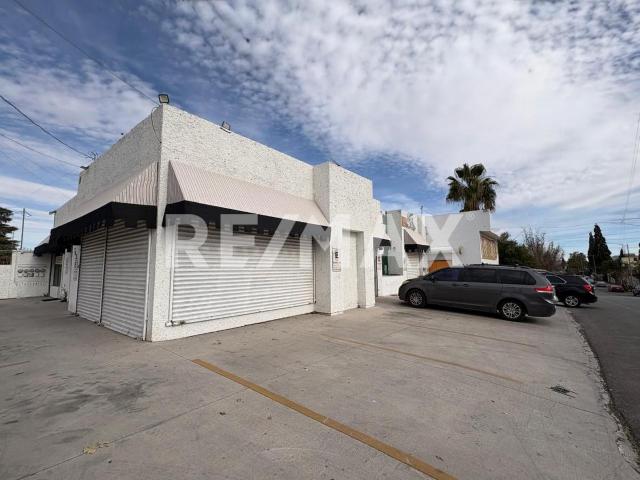 LOCAL EN RENTA EN PLAZA COMERCIAL702 COL. SAN FELIPE