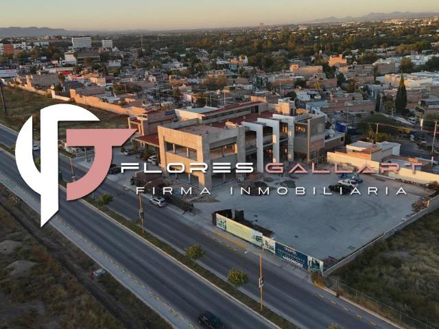 Local en Renta en Plaza Comercial Gran Vista al Norponiente de la Ciudad