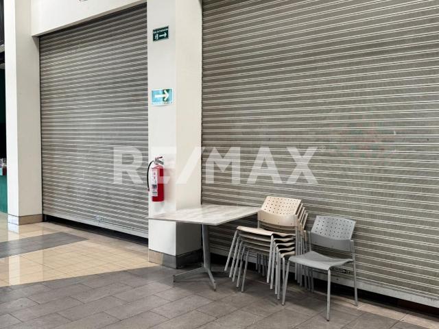 LOCAL EN RENTA EN PLAZA COMERCIAL EN AREA DE COMIDAS