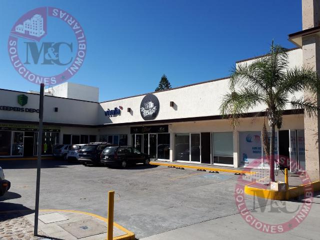 Local en Renta en Plaza Comercial sobre Av. Convenci?n Sur, Aguascalientes