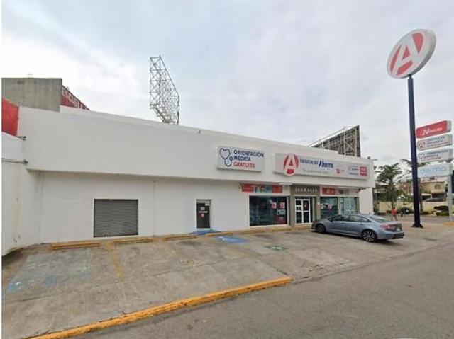 LOCAL EN RENTA EN PLAZA COMERCIAL RUIZ CORTINES VILLAHERMOSA