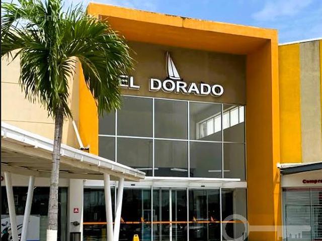 Local en renta en plaza dorado, Col. Gaviotas, Coatzacoalcos, Ver
