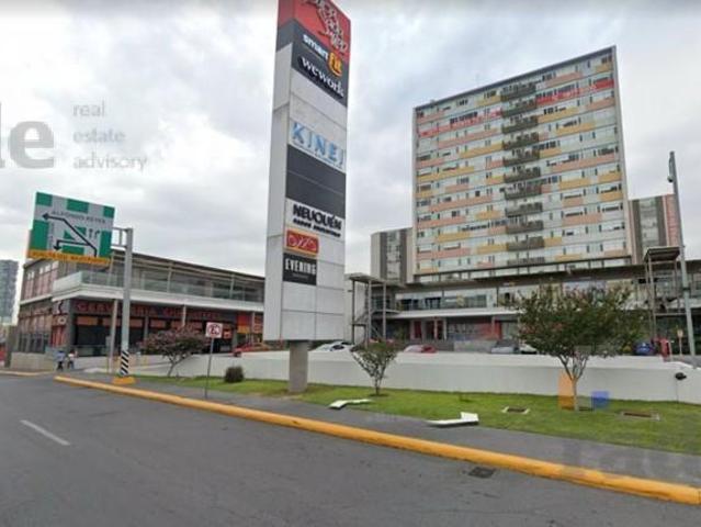 Local en renta Eugenio Garza Sada