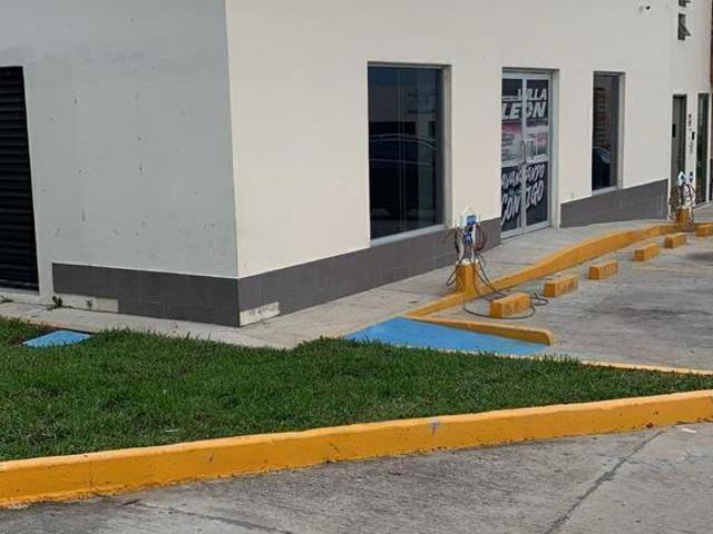 Local EN RENTA excelente para una tienda Comercial