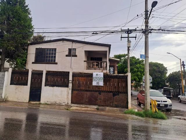 LOCAL EN RENTA FUNDADORES