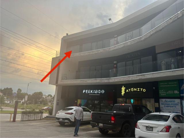 Local en renta, Plaza 575, Avenida Las Torres, Puebla