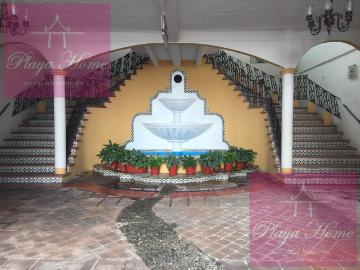 Local en Renta Plaza Antigua