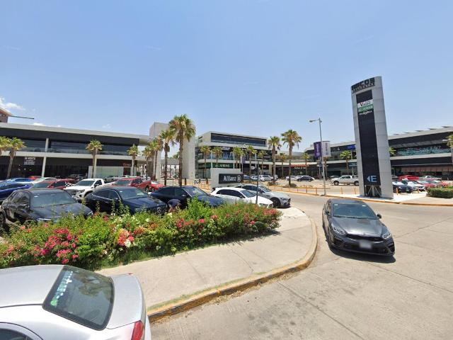 Local en Renta Plaza Arcos Campestre, Aguascalientes