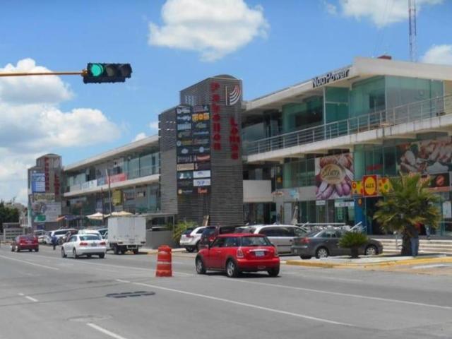 Local en Renta Plaza Pabell?n Lomas