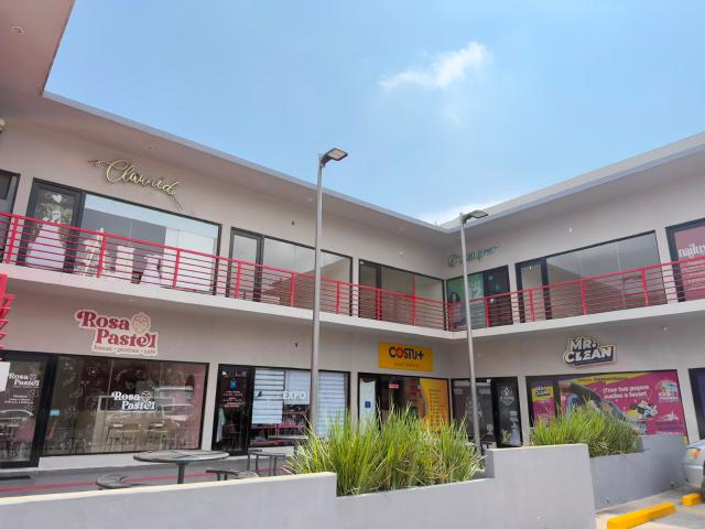 LOCAL EN RENTA PLAZA PUNTO OAXACA CIUDAD MADERO