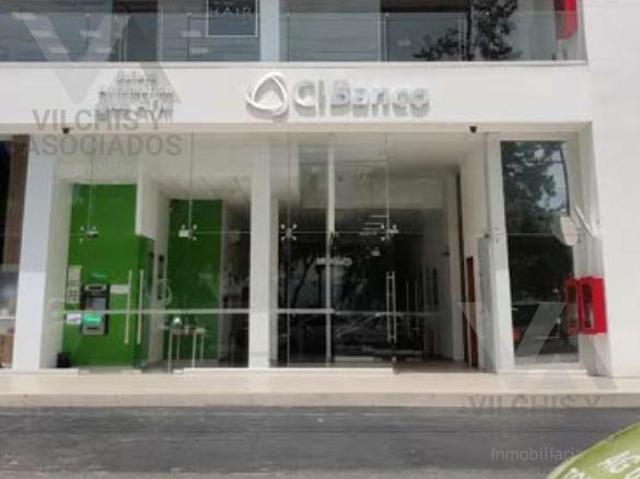 LOCAL EN RENTA PLAZA SAN PATRICIO, SOBRE AVENIDA TECNOLOGICO METEPEC