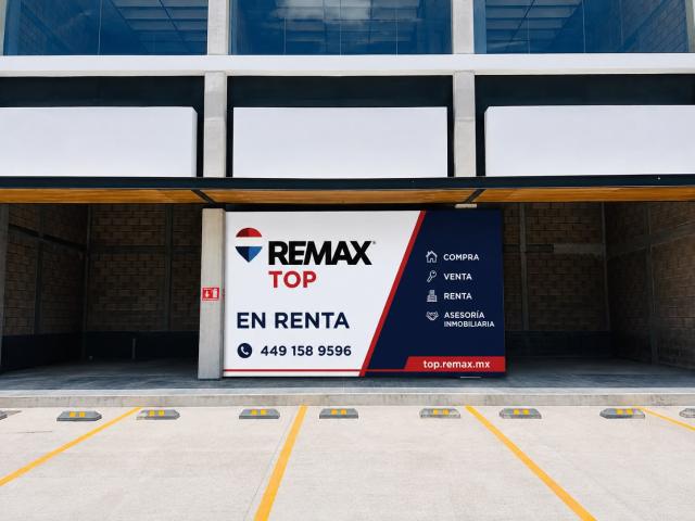LOCAL EN RENTA PLAZA ST ANGELO EN AV EUGENIO GARZA SADA