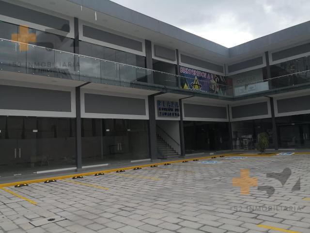 Local En Renta Sobre Zavaleta En Plaza Comercial