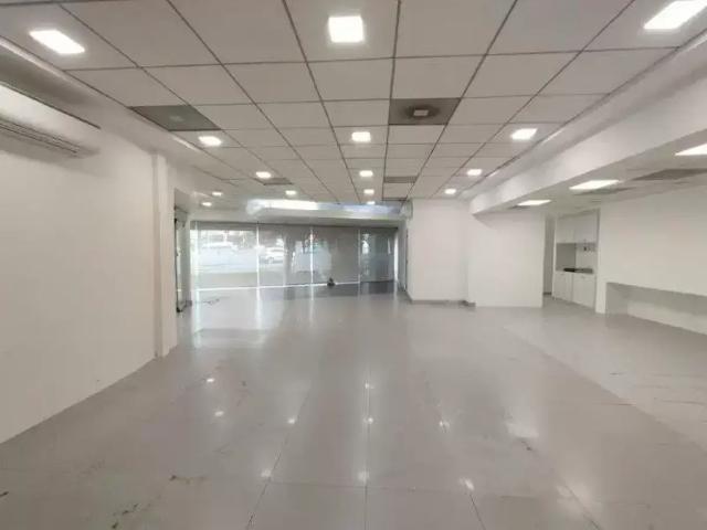 Local en renta sobre Av. Gustavo Baz, Tlalnepantla