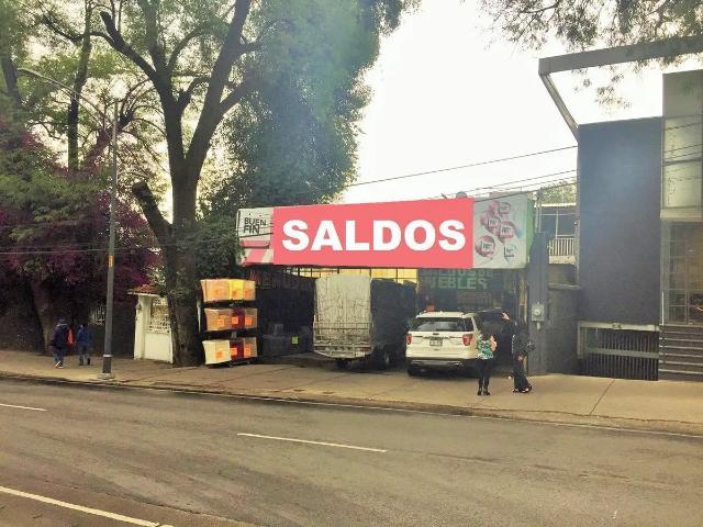 LOCAL EN RENTA SOBRE AV. INSURGENTES