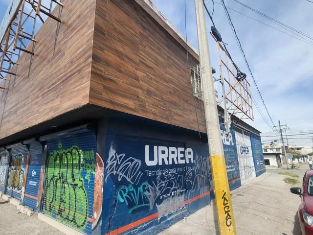 Local en RENTA sobre Blvd Revolución