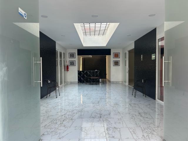 Local en Residencial Santa Fe
