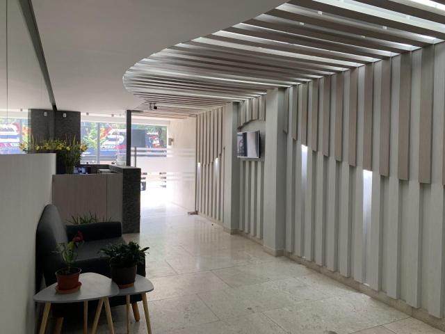 LOCAL EXTERIOR EN PRIMER PISO