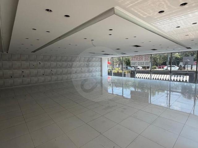 Local exterior en renta en Lomas de Chapultepec