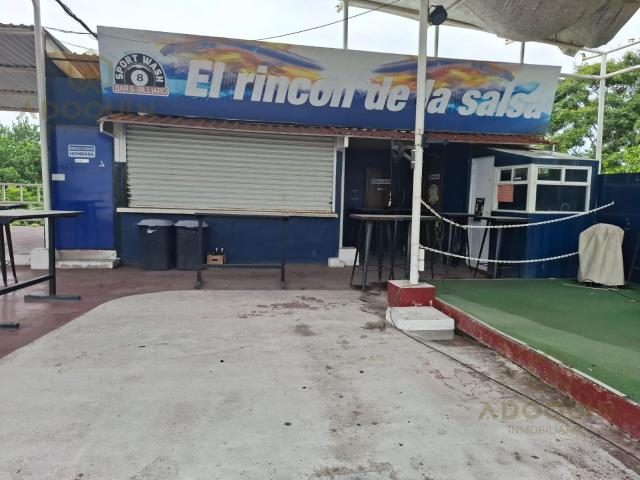Local Frente a Plaza las Americas para Restaurante Asadero