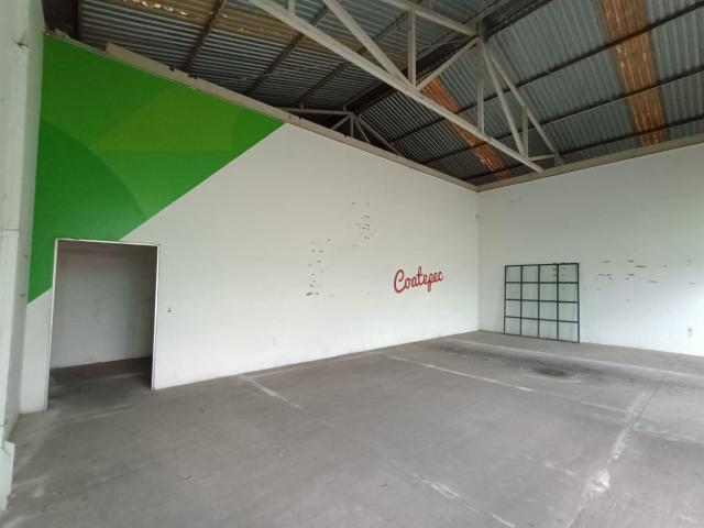 Local IDEAL PARA INDUSTRIA CON EXELENTE UBICACION