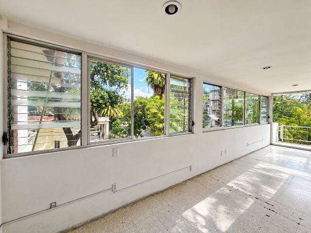 local / oficina en renta sobre av. vallarta | 133 m² 2do piso a puerta cerrada