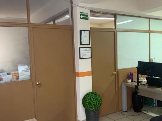 Local para oficinas en renta zona Centro